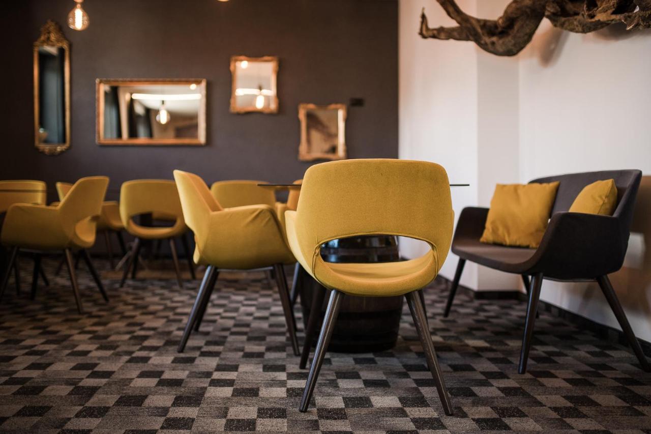 Garni Hotel Katzenthalerhof Lana Eksteriør bilde